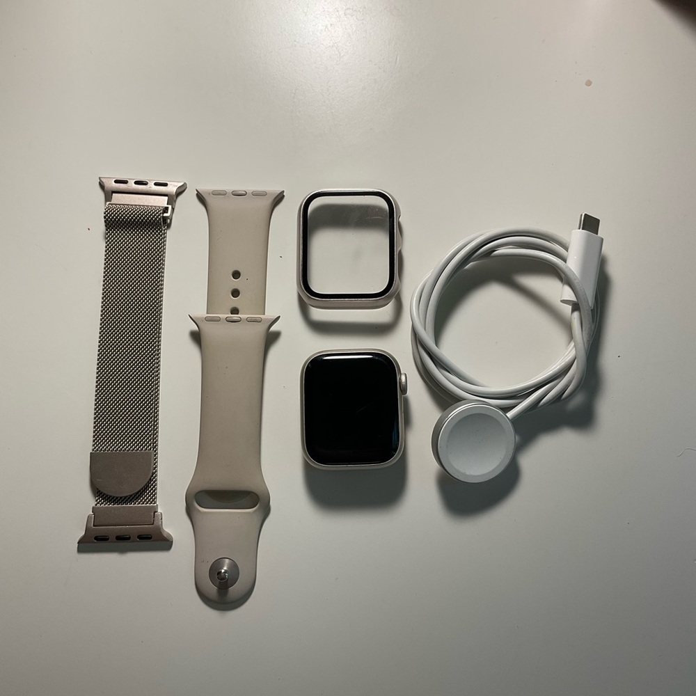 Apple Watch Series 8 45mm Starlight